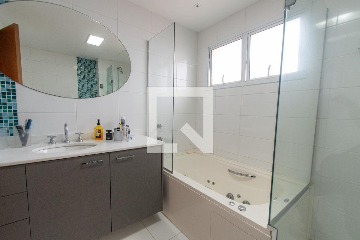 Apartamento, 3 quartos, 213 m² - Foto 48