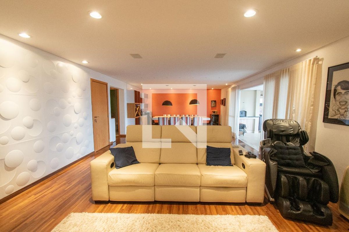 Apartamento, 3 quartos, 213 m² - Foto 3