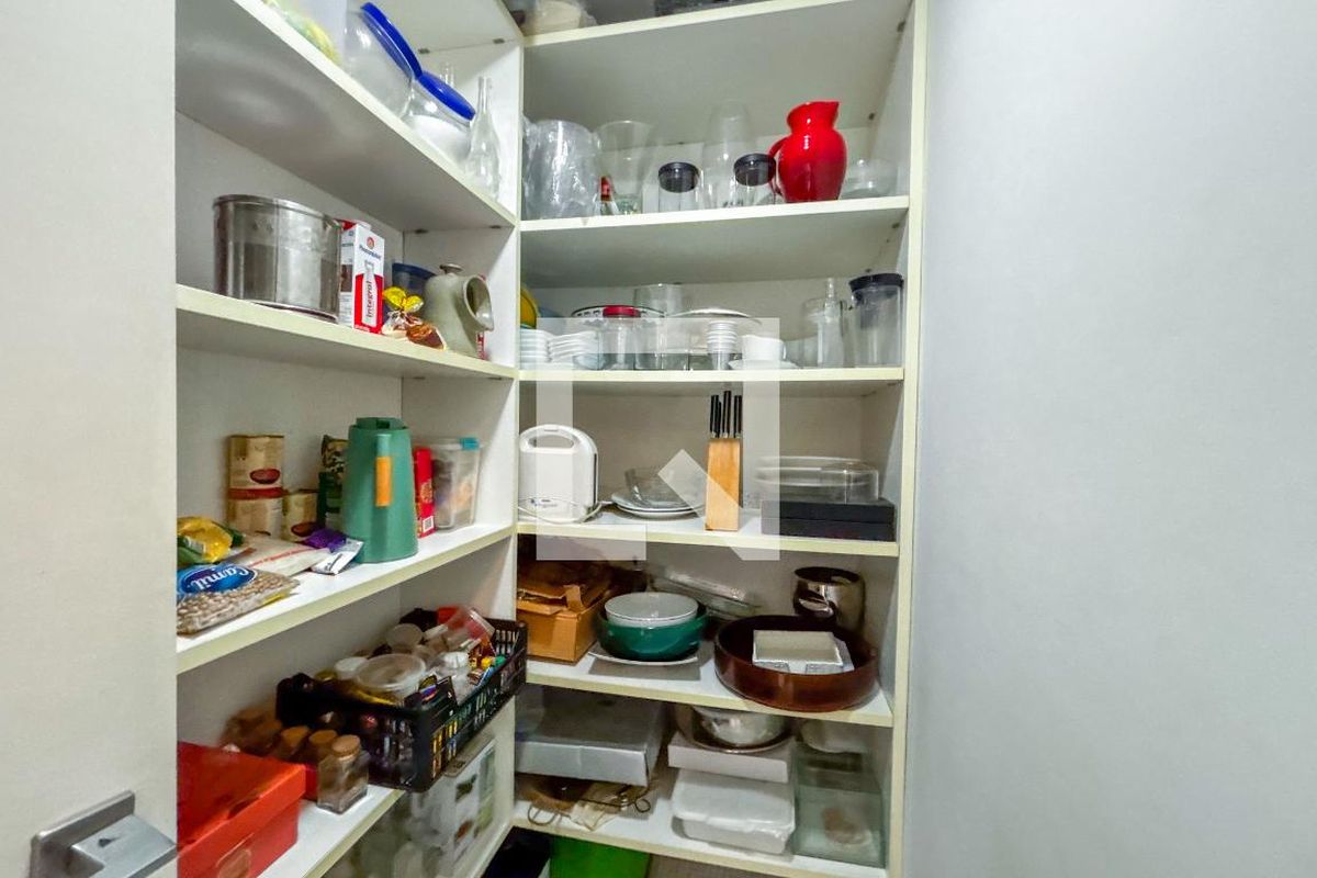 Apartamento, 3 quartos, 242 m² - Foto 190