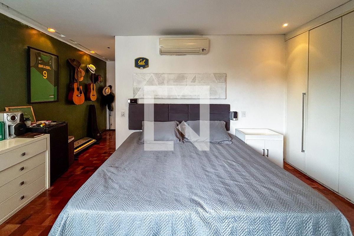 Apartamento, 3 quartos, 242 m² - Foto 156