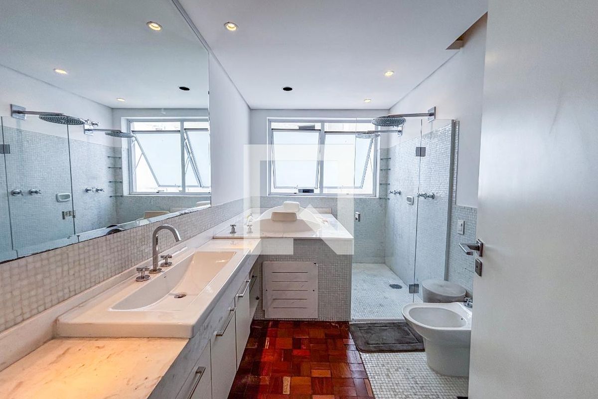 Apartamento, 3 quartos, 242 m² - Foto 120