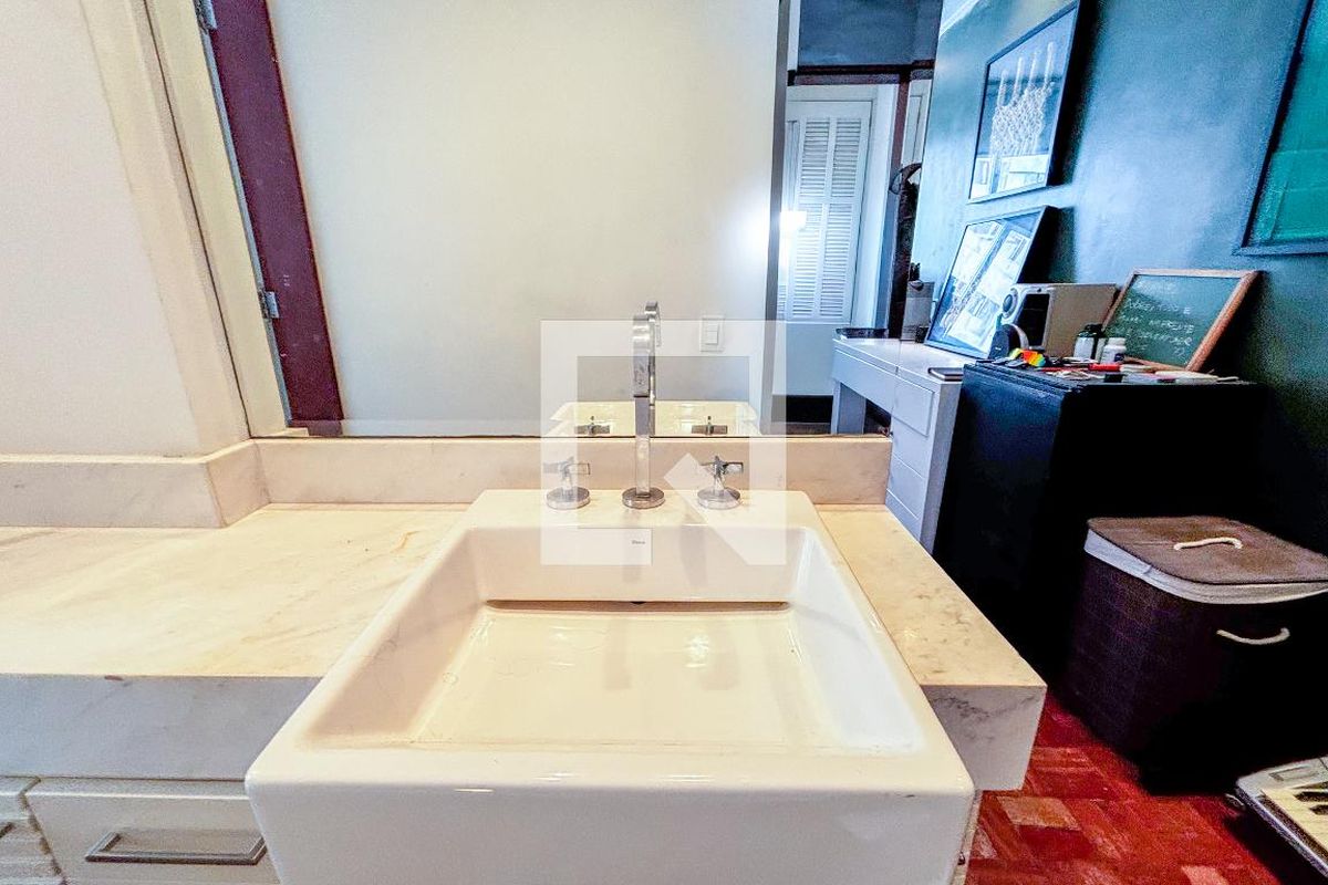 Apartamento, 3 quartos, 242 m² - Foto 166