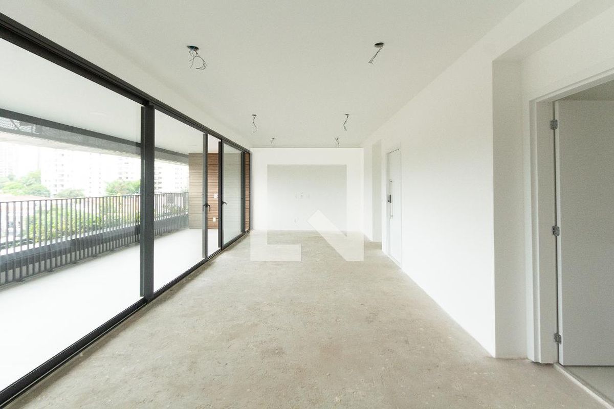 Apartamento, 3 quartos, 175 m² - Foto 1