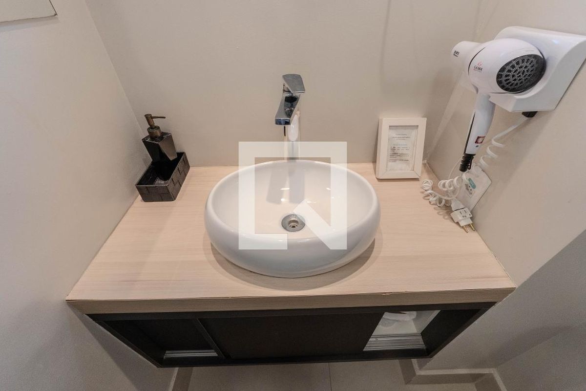 Apartamento, 1 quarto, 29 m² - Foto 35
