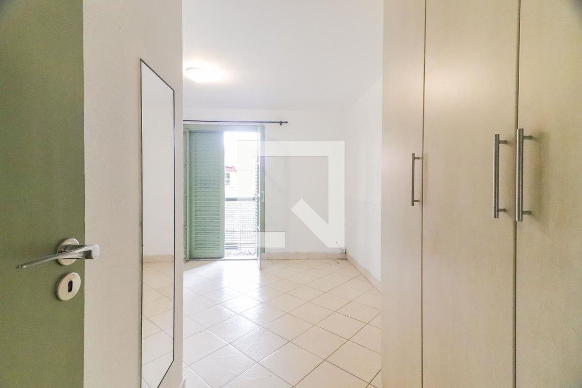 Casa, 3 quartos, 240 m² - Foto 54