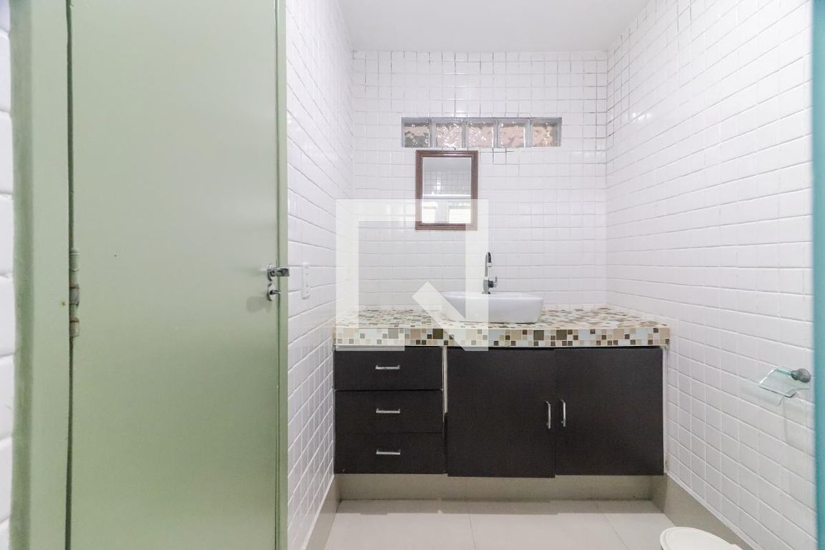 Casa, 3 quartos, 240 m² - Foto 74