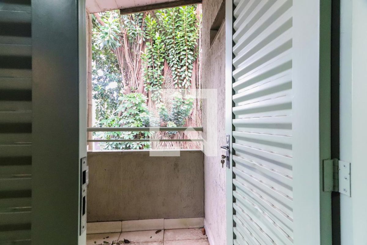 Casa, 3 quartos, 240 m² - Foto 24