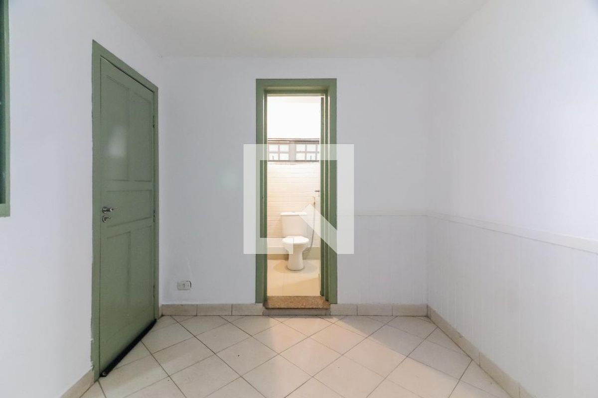 Casa, 3 quartos, 240 m² - Foto 44