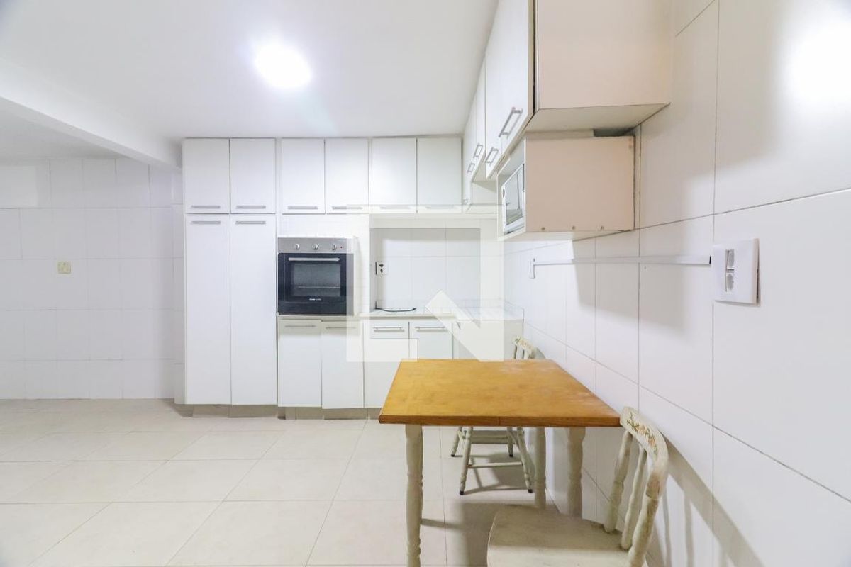 Casa, 3 quartos, 240 m² - Foto 86