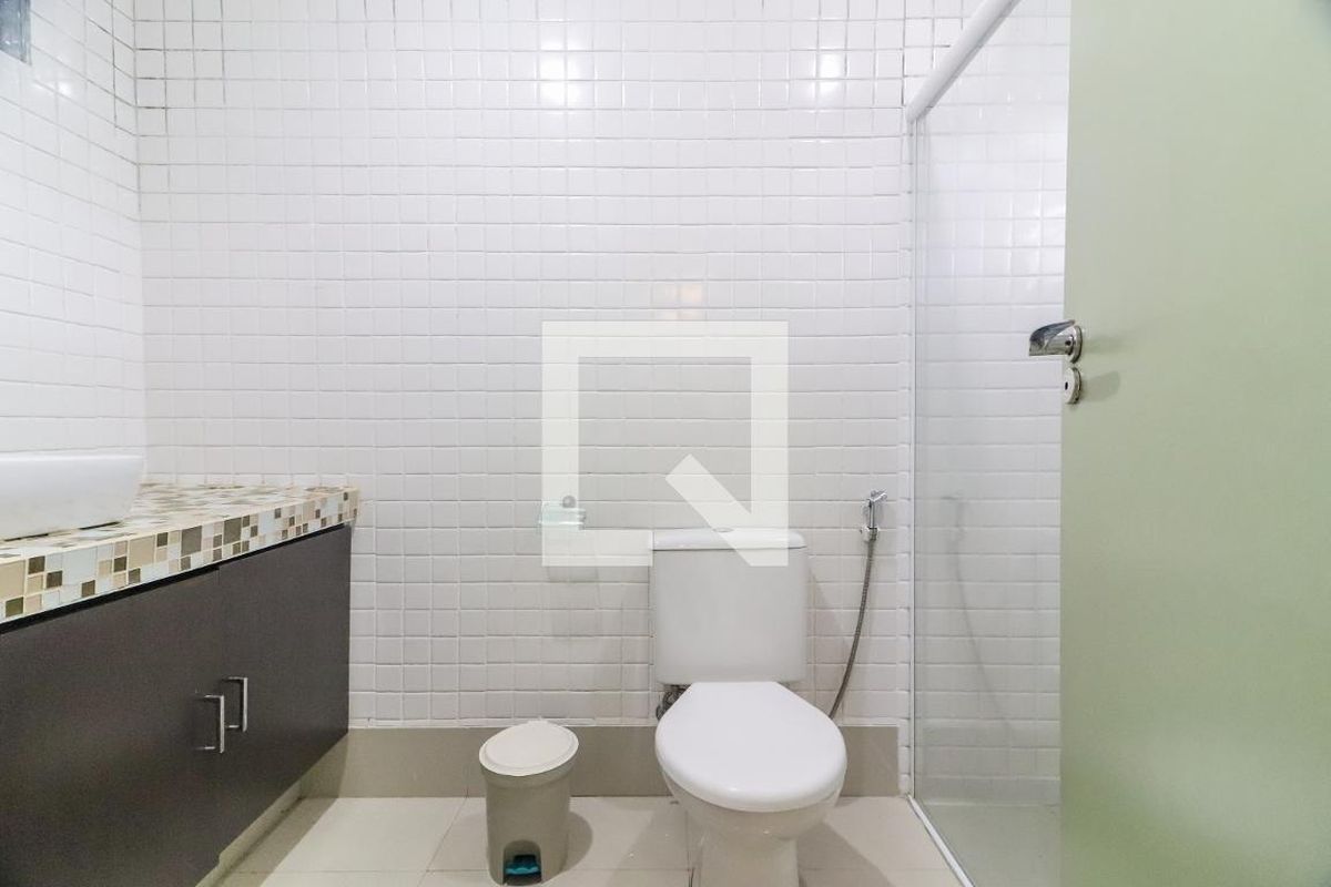 Casa, 3 quartos, 240 m² - Foto 68