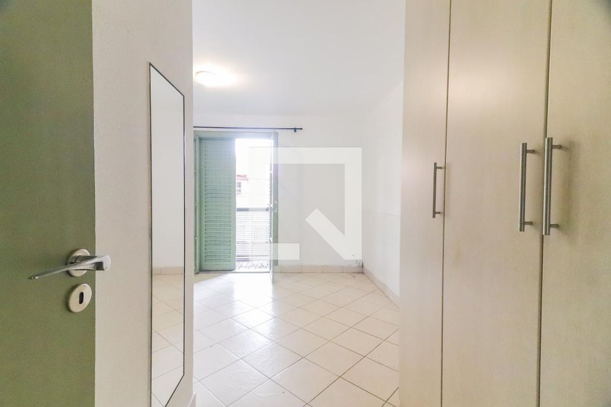 Casa, 3 quartos, 240 m² - Foto 52