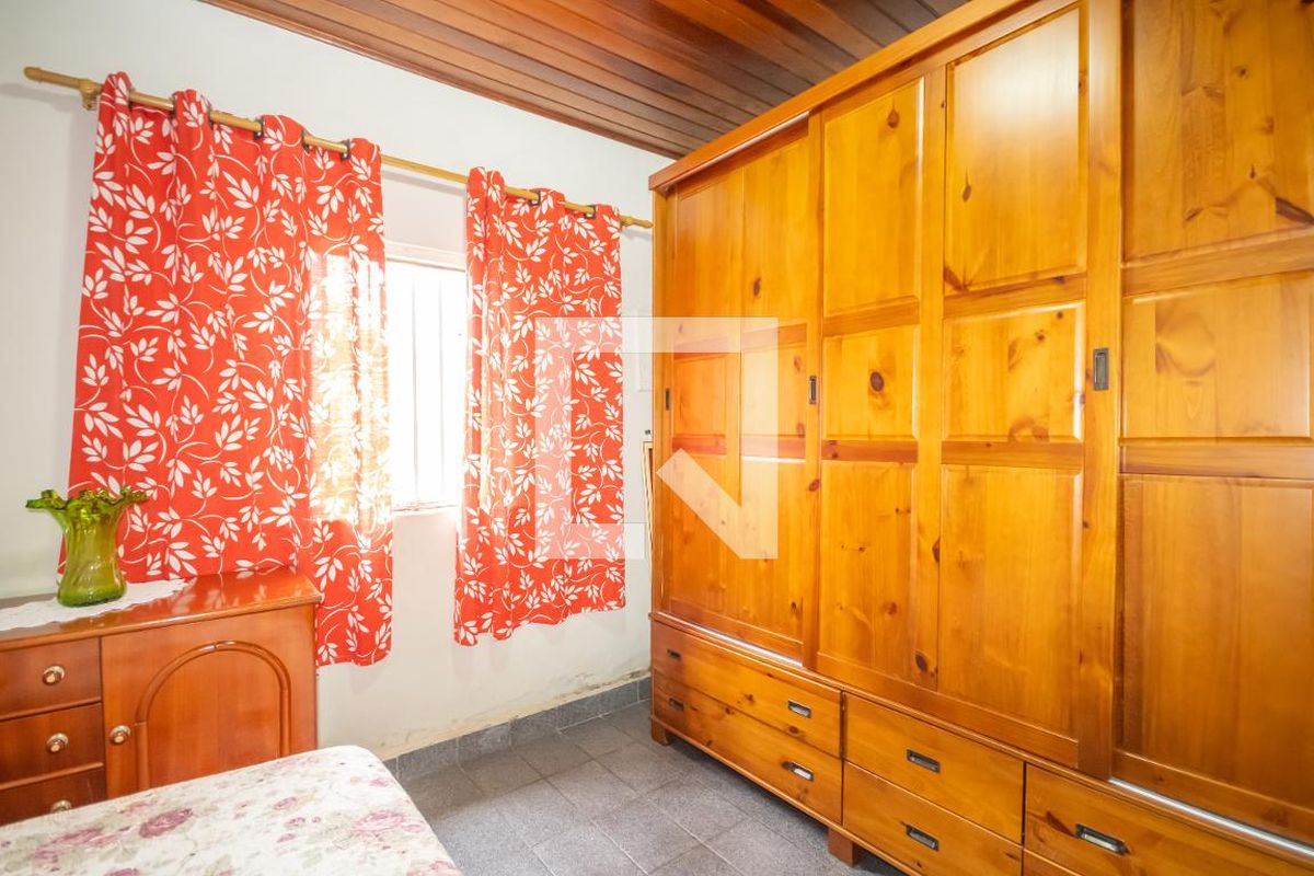 Casa, 2 quartos, 270 m² - Foto 13