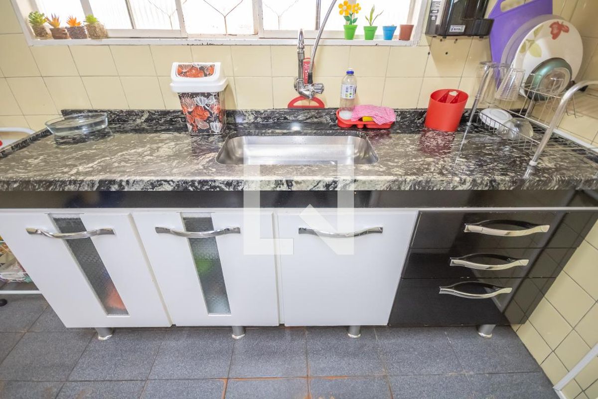Casa, 2 quartos, 270 m² - Foto 35