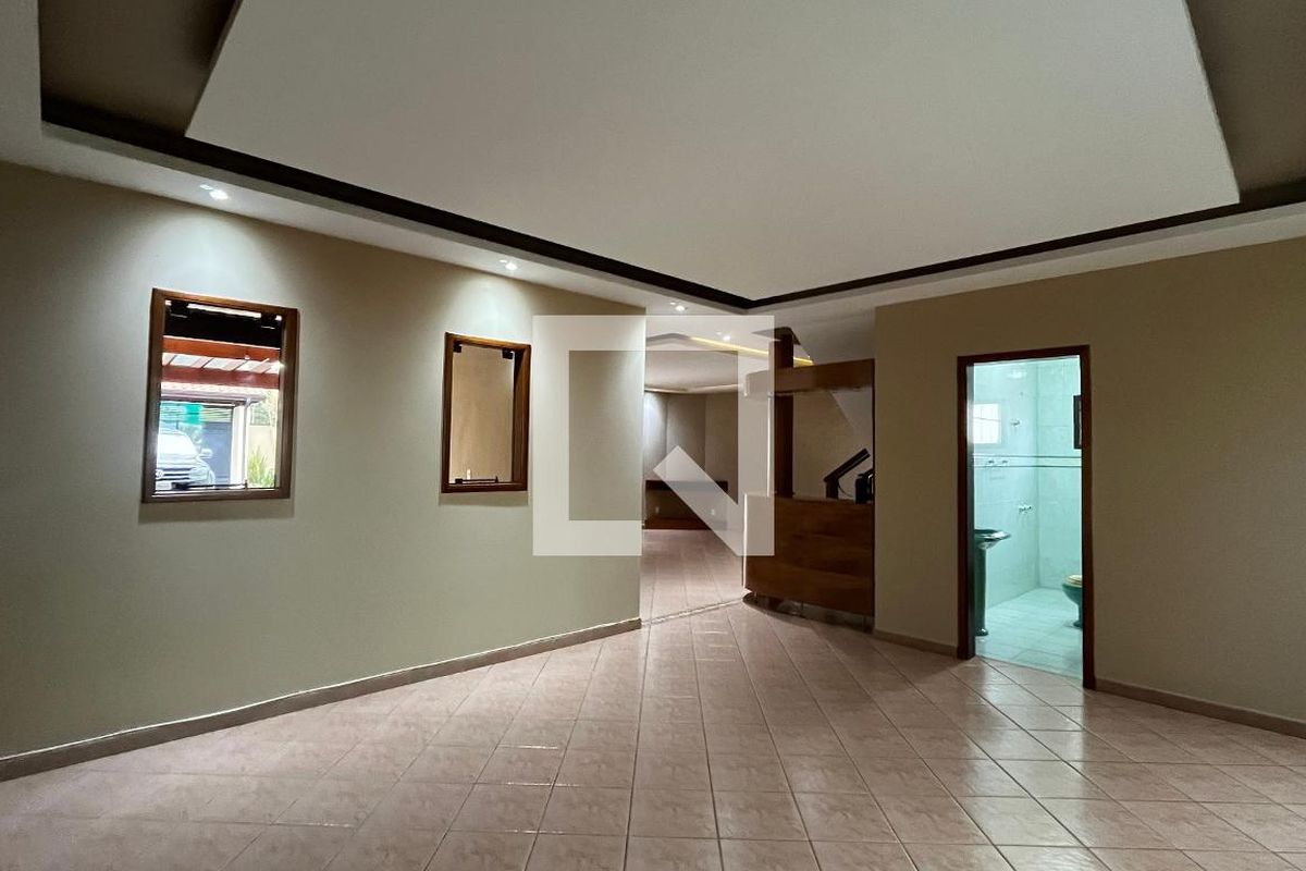 Casa à Venda - Mansões Santo Antônio, 5 Quartos,  407 m2 em , Campinas - sp | SoloBR