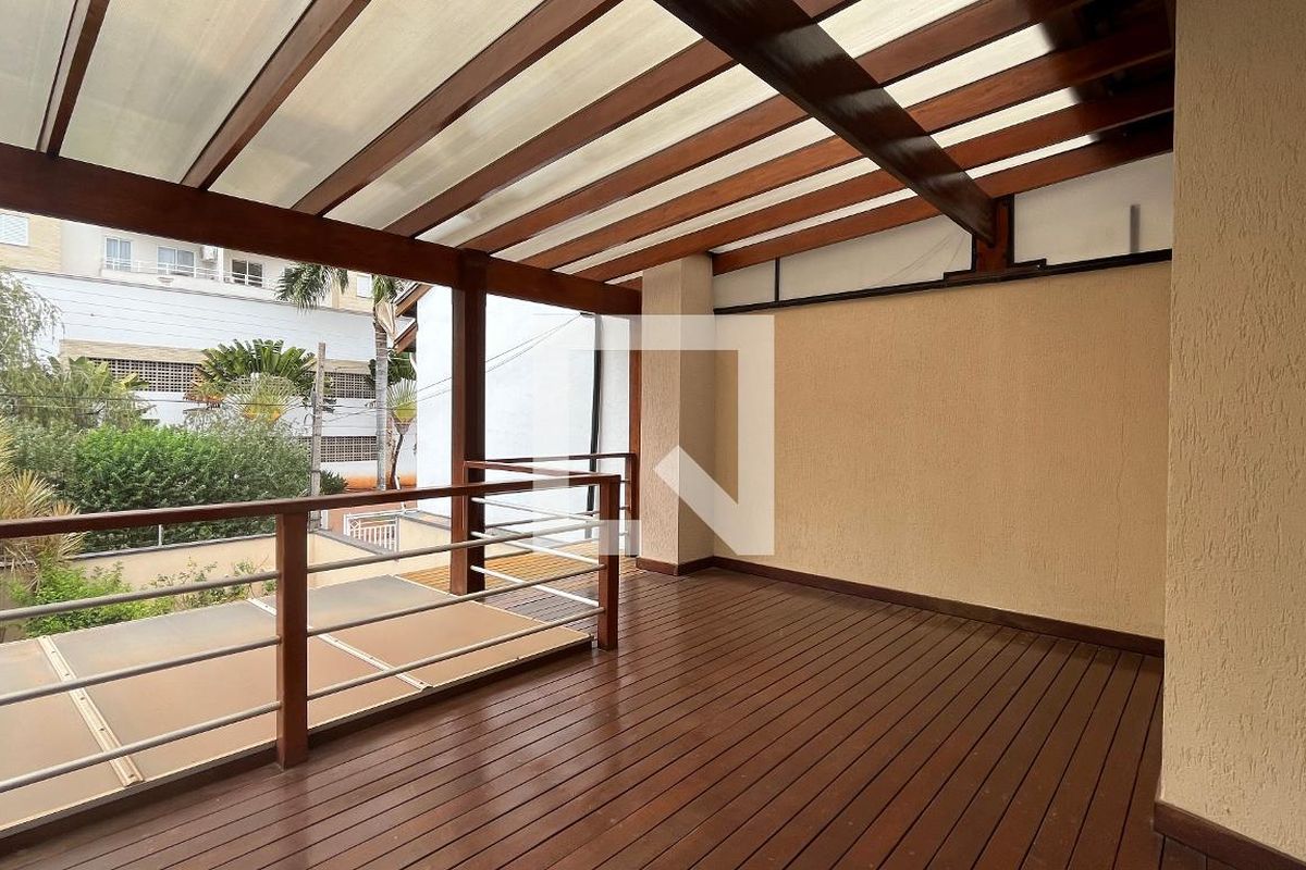 Casa à Venda - Mansões Santo Antônio, 5 Quartos,  407 m2 em , Campinas - sp | SoloBR