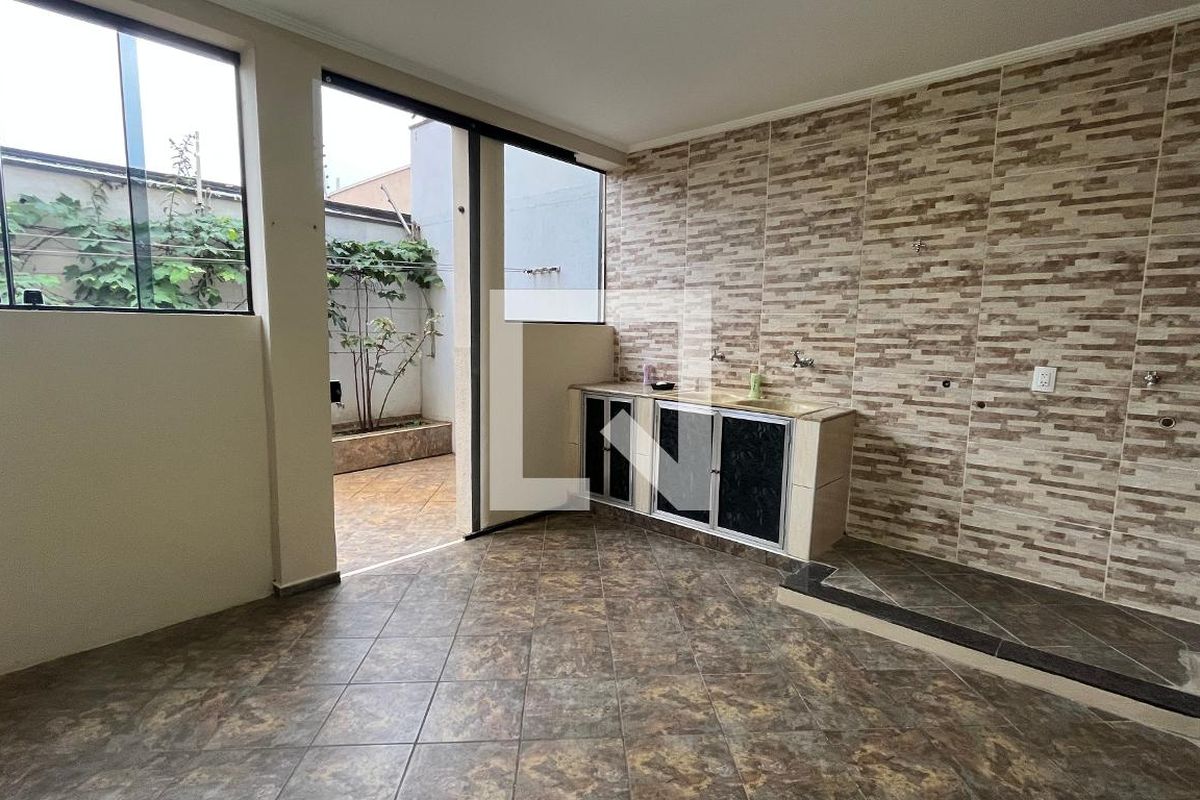 Casa à Venda - Mansões Santo Antônio, 5 Quartos,  407 m2 em , Campinas - sp | SoloBR