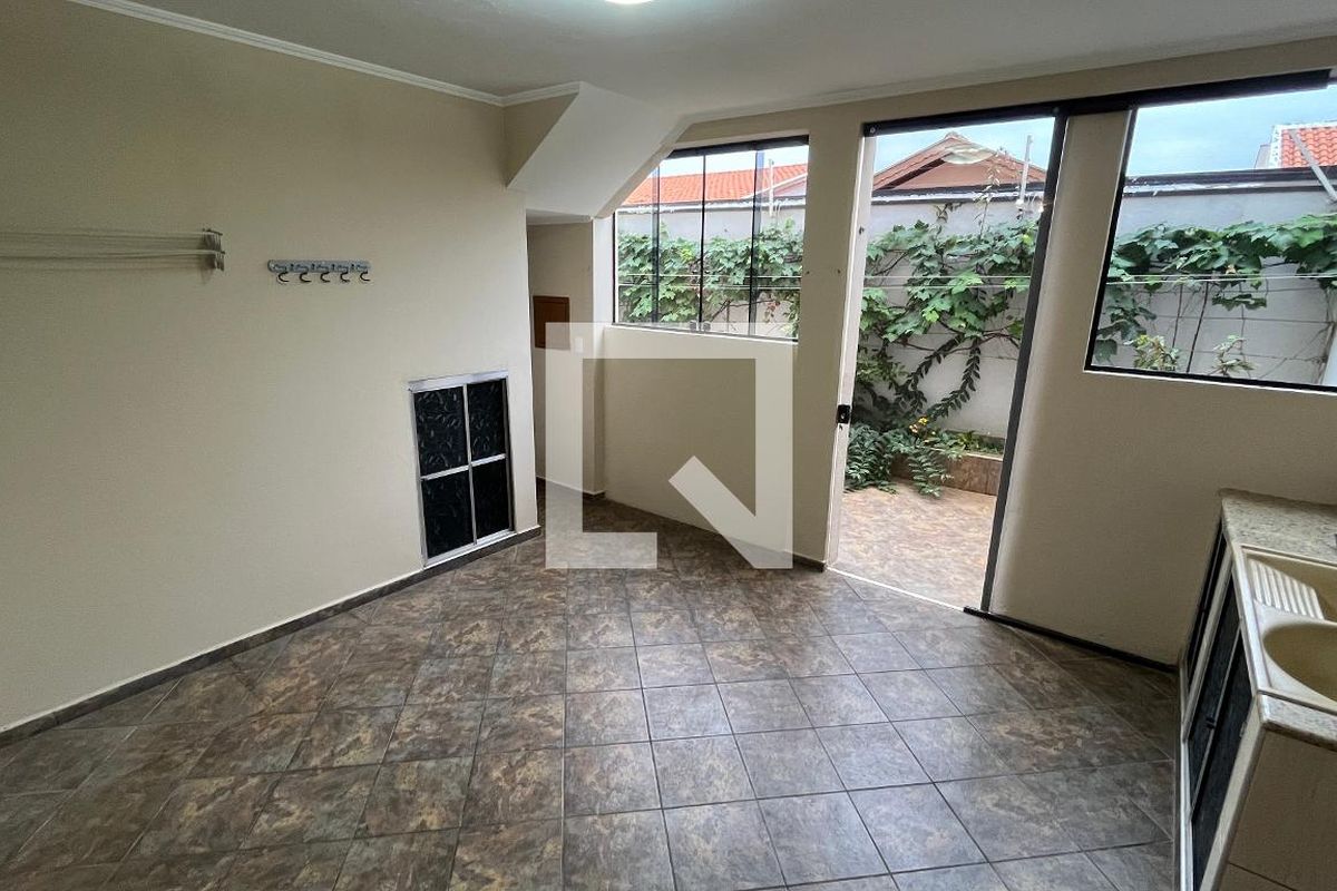 Casa à Venda - Mansões Santo Antônio, 5 Quartos,  407 m2 em , Campinas - sp | SoloBR