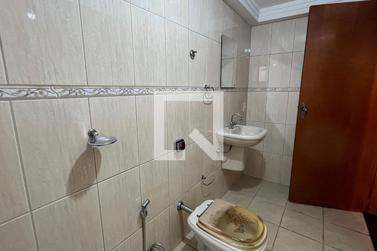 Casa à Venda - Mansões Santo Antônio, 5 Quartos,  407 m2 em , Campinas - sp | SoloBR