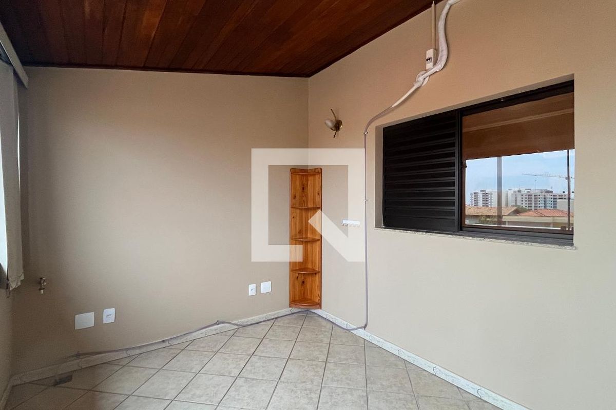 Casa à Venda - Mansões Santo Antônio, 5 Quartos,  407 m2 em , Campinas - sp | SoloBR