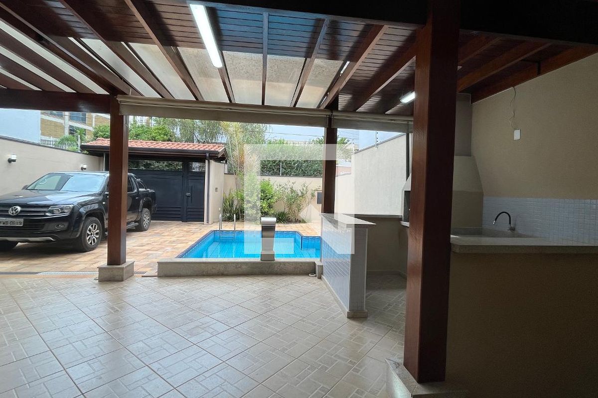 Casa à Venda - Mansões Santo Antônio, 5 Quartos,  407 m2 em , Campinas - sp | SoloBR