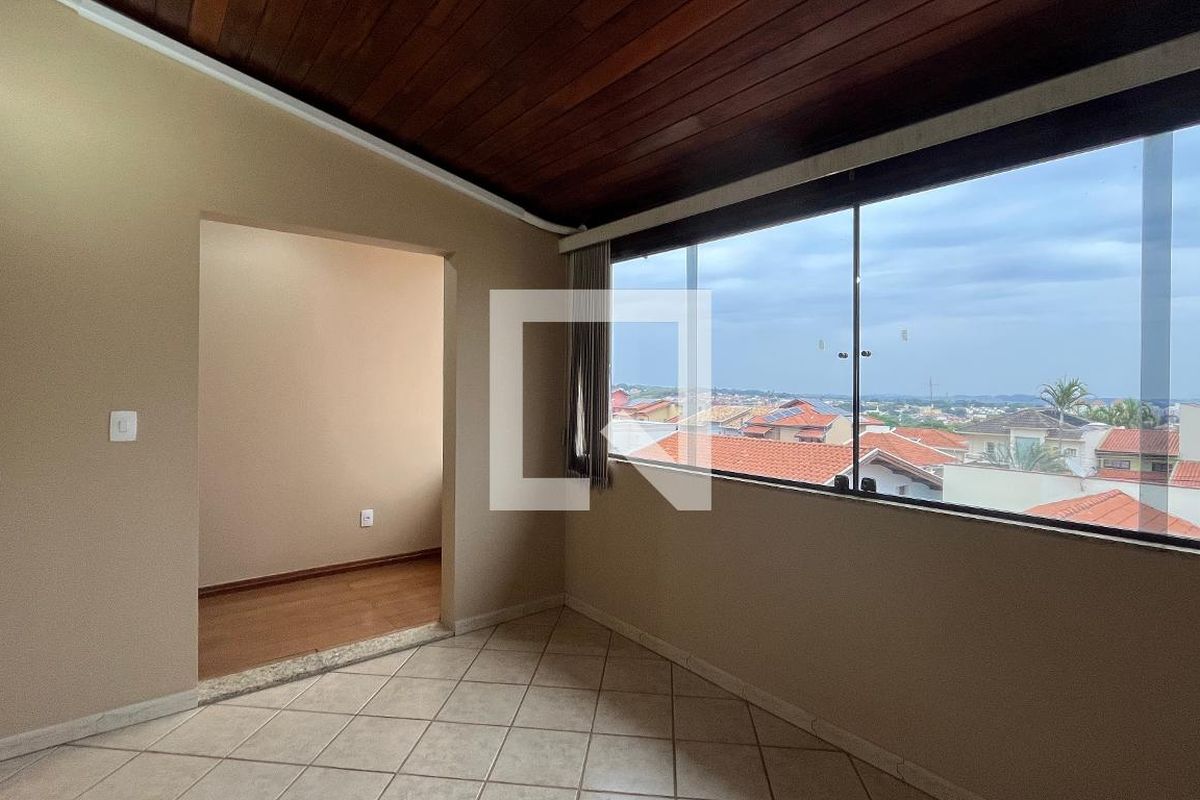 Casa à Venda - Mansões Santo Antônio, 5 Quartos,  407 m2 em , Campinas - sp | SoloBR