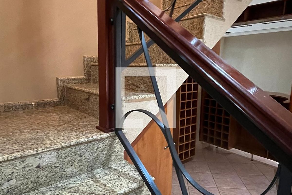 Casa à Venda - Mansões Santo Antônio, 5 Quartos,  407 m2 em , Campinas - sp | SoloBR