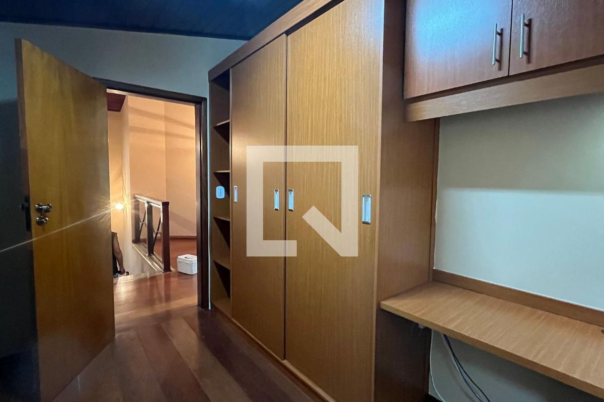 Casa à Venda - Mansões Santo Antônio, 5 Quartos,  407 m2 em , Campinas - sp | SoloBR