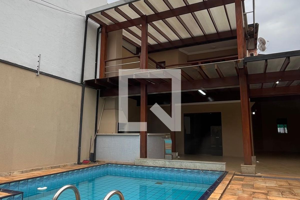 Casa à Venda - Mansões Santo Antônio, 5 Quartos,  407 m2 em , Campinas - sp | SoloBR