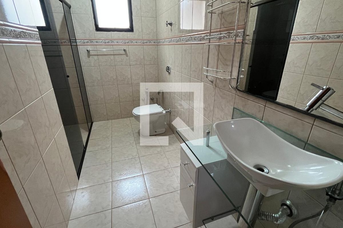 Casa à Venda - Mansões Santo Antônio, 5 Quartos,  407 m2 em , Campinas - sp | SoloBR