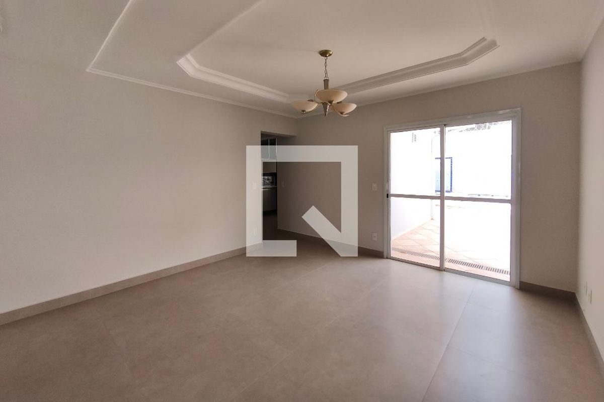 Casa à Venda - Parque Prado, 4 Quartos,  334 m2 em , Campinas - sp | SoloBR