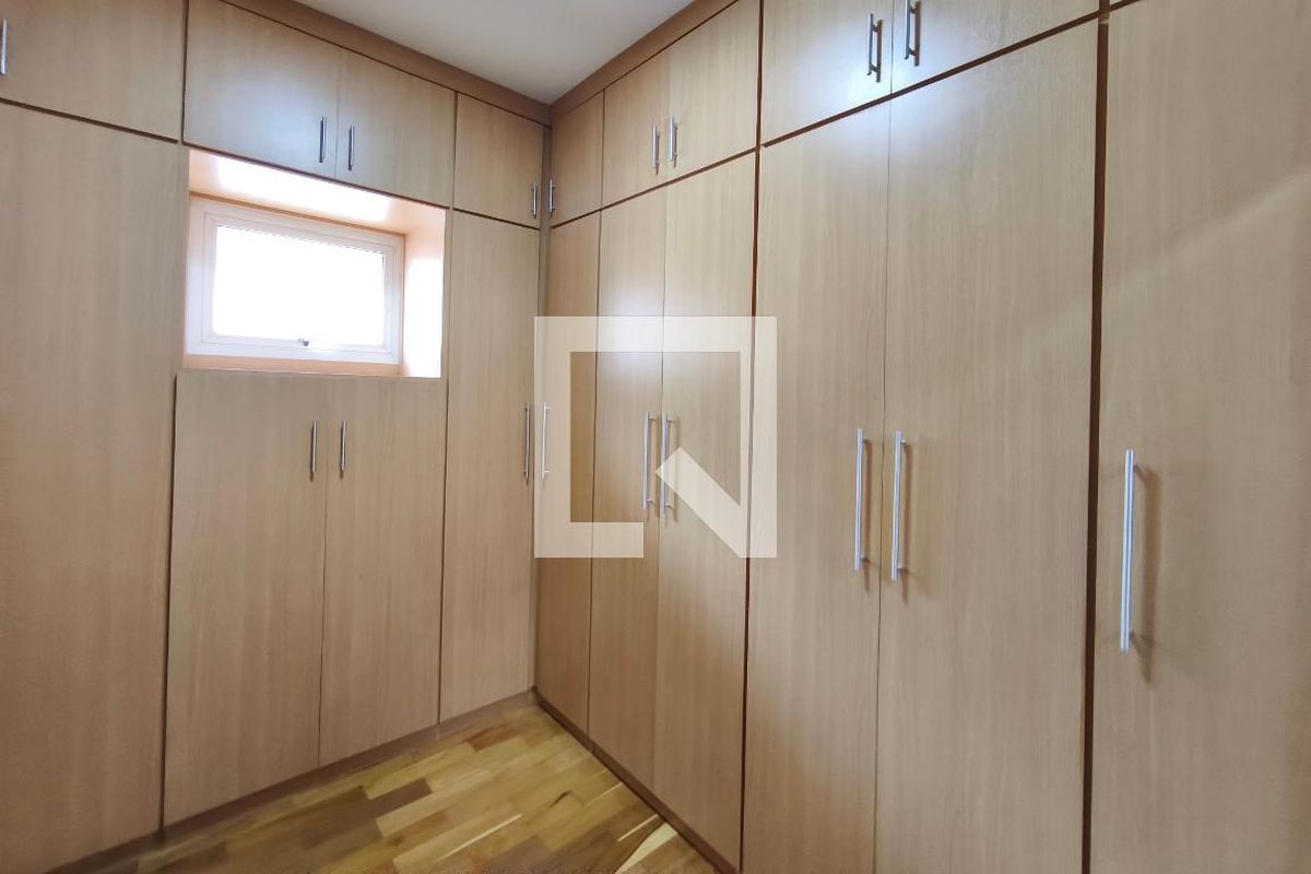 Casa à Venda - Parque Prado, 4 Quartos,  334 m2 em , Campinas - sp | SoloBR