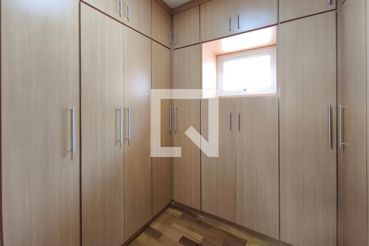 Casa à Venda - Parque Prado, 4 Quartos,  334 m2 em , Campinas - sp | SoloBR