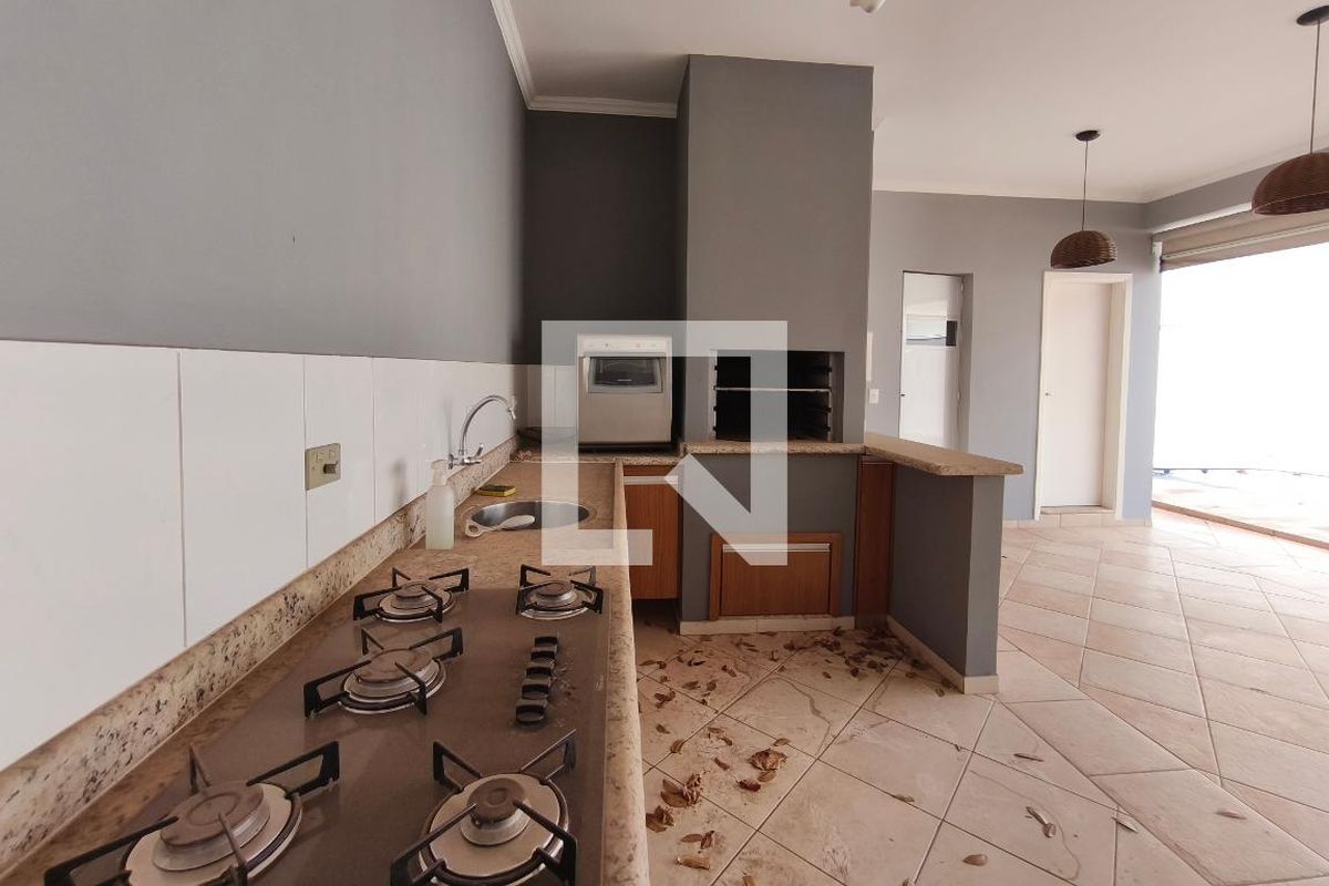 Casa à Venda - Parque Prado, 4 Quartos,  334 m2 em , Campinas - sp | SoloBR