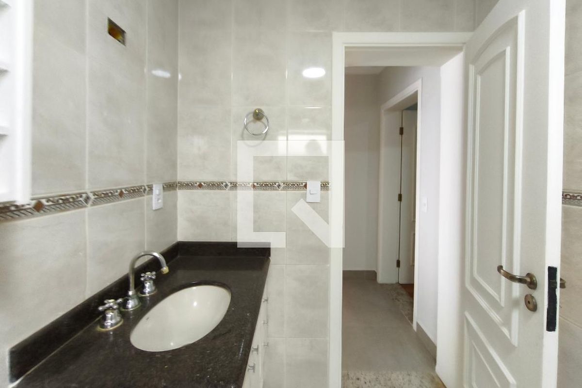 Casa à Venda - Parque Prado, 4 Quartos,  334 m2 em , Campinas - sp | SoloBR