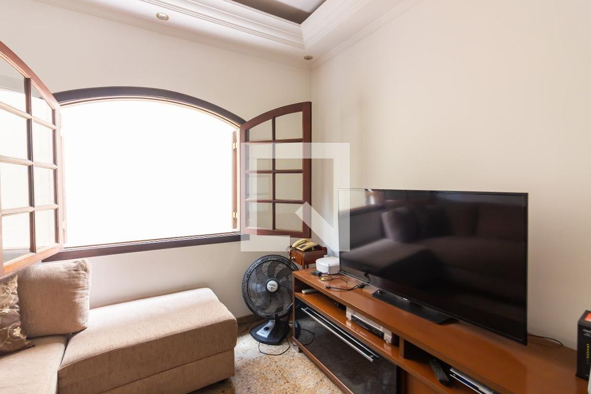 Casa, 4 quartos, 262 m² - Foto 4