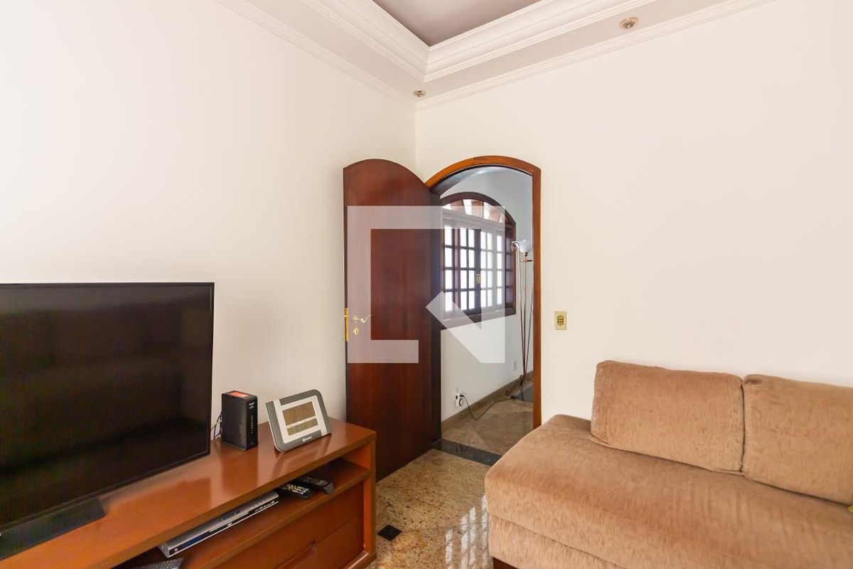 Casa, 4 quartos, 262 m² - Foto 8