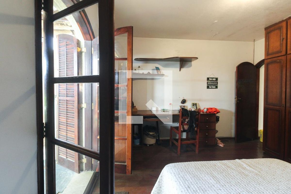 Casa, 3 quartos, 360 m² - Foto 22