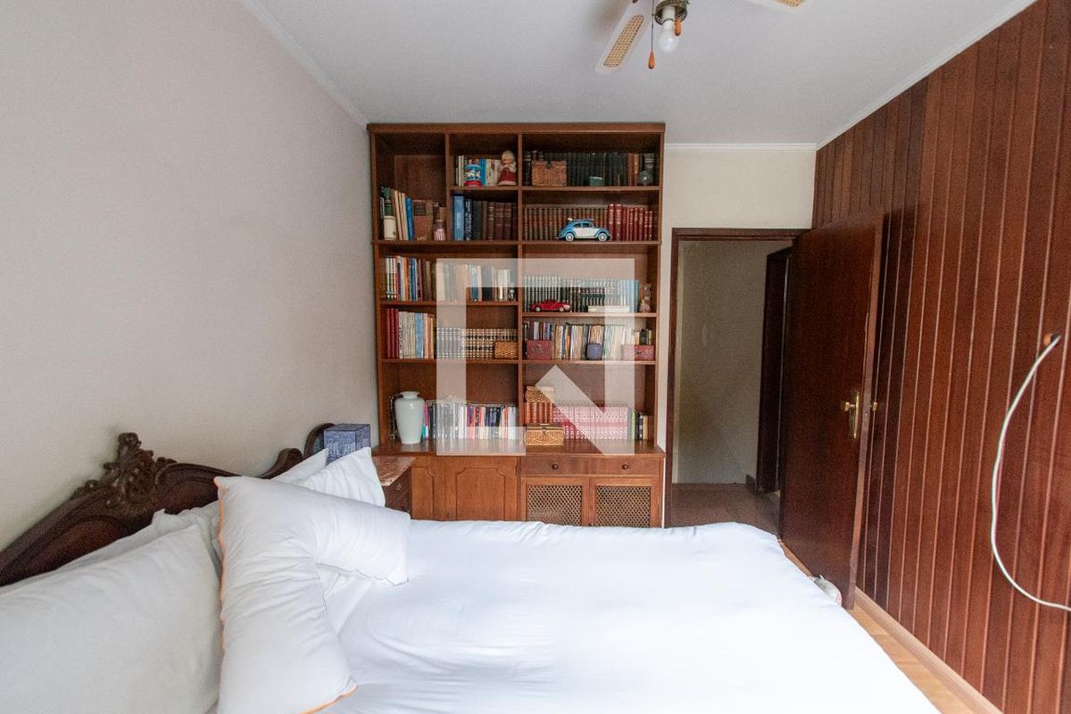 Casa, 3 quartos, 259 m² - Foto 28