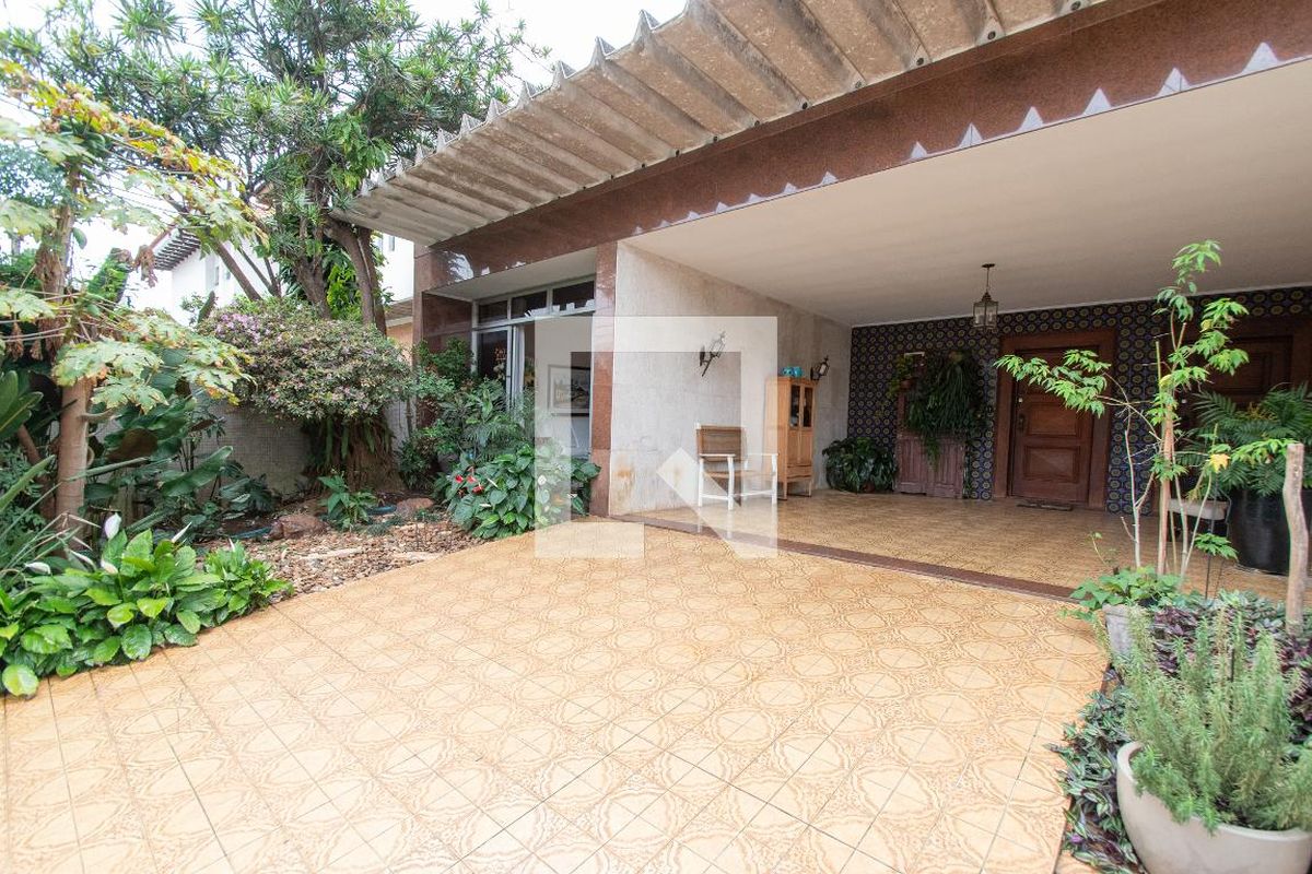 Casa, 3 quartos, 259 m² - Foto 108