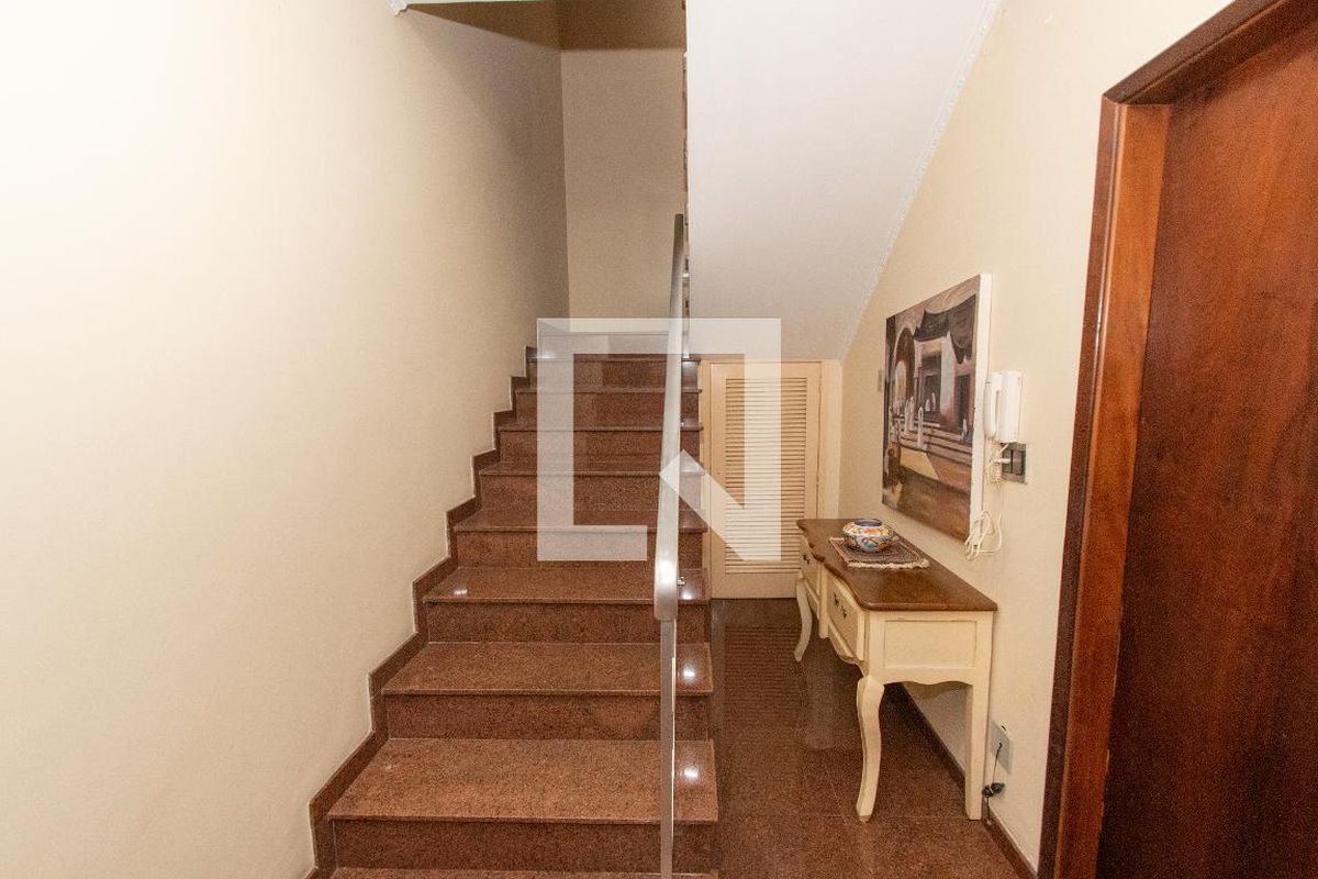 Casa, 3 quartos, 259 m² - Foto 22