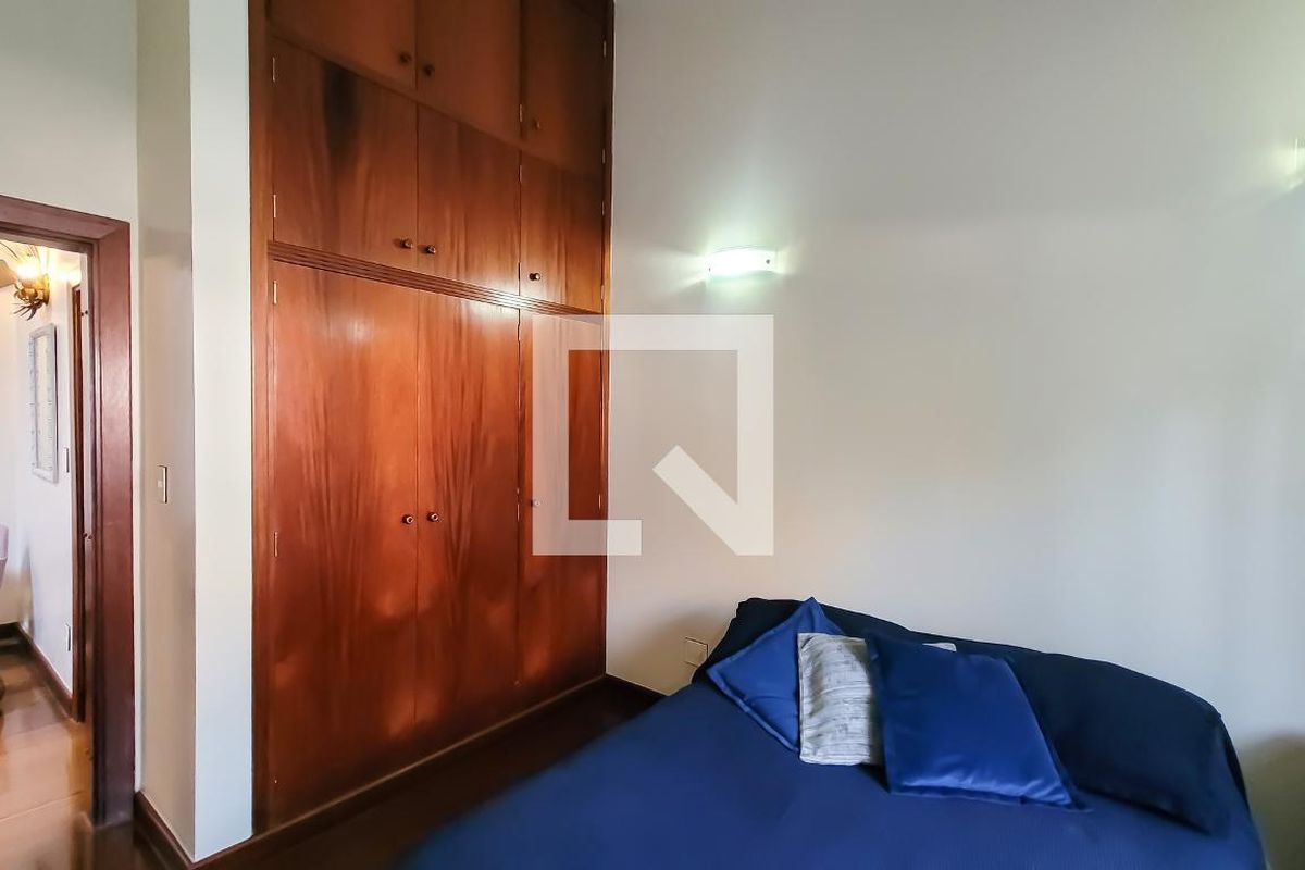 Casa à Venda - Mansões Santo Antônio, 4 Quartos,  350 m2 em , Campinas - sp | SoloBR
