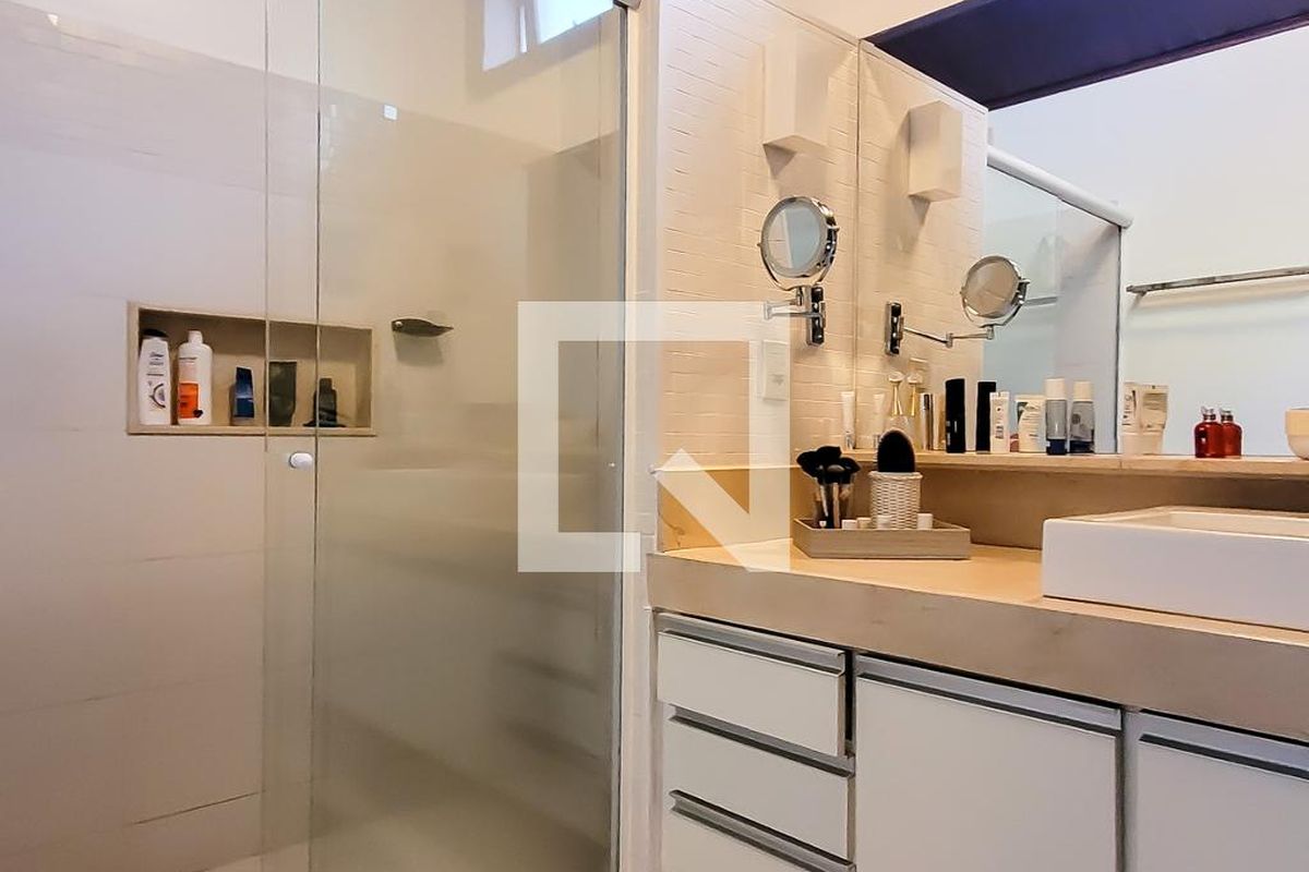 Casa à Venda - Mansões Santo Antônio, 4 Quartos,  350 m2 em , Campinas - sp | SoloBR
