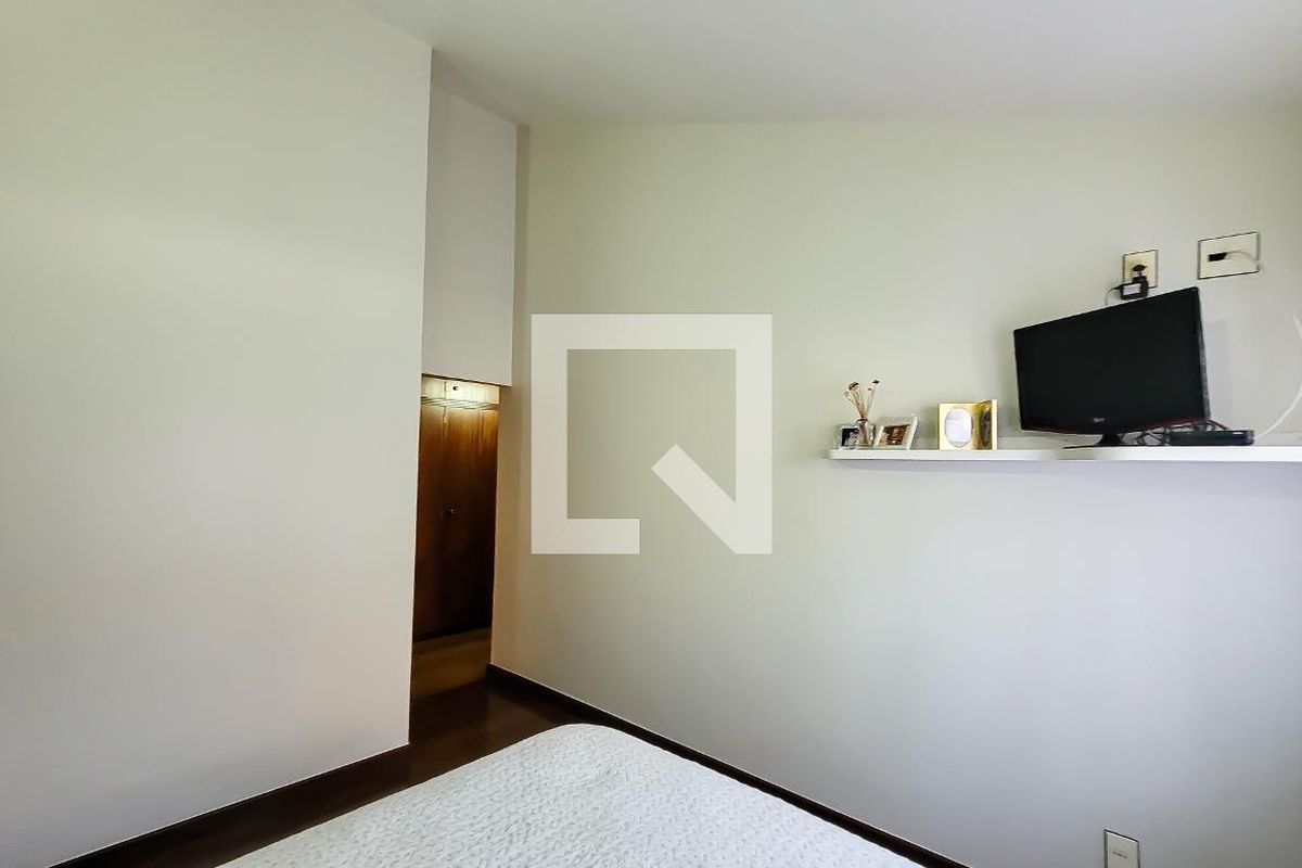 Casa à Venda - Mansões Santo Antônio, 4 Quartos,  350 m2 em , Campinas - sp | SoloBR