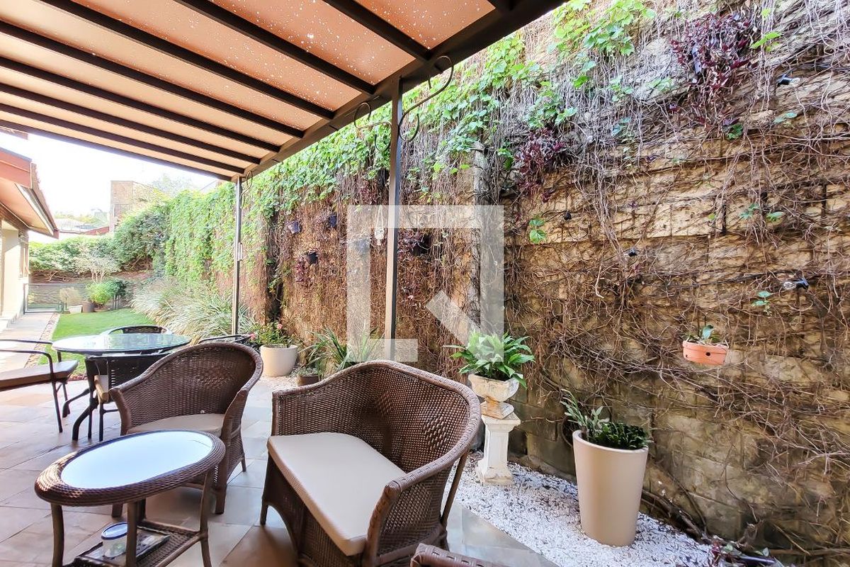 Casa à Venda - Mansões Santo Antônio, 4 Quartos,  350 m2 em , Campinas - sp | SoloBR