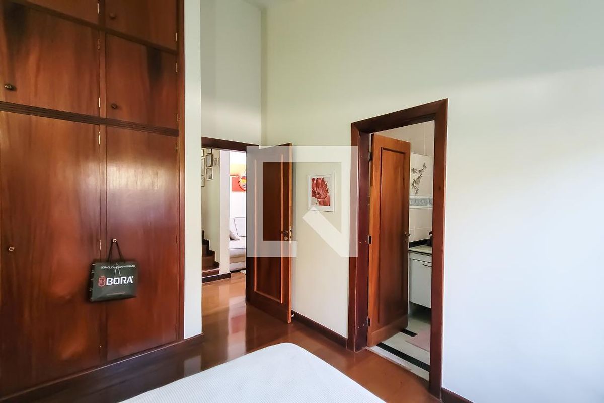 Casa à Venda - Mansões Santo Antônio, 4 Quartos,  350 m2 em , Campinas - sp | SoloBR
