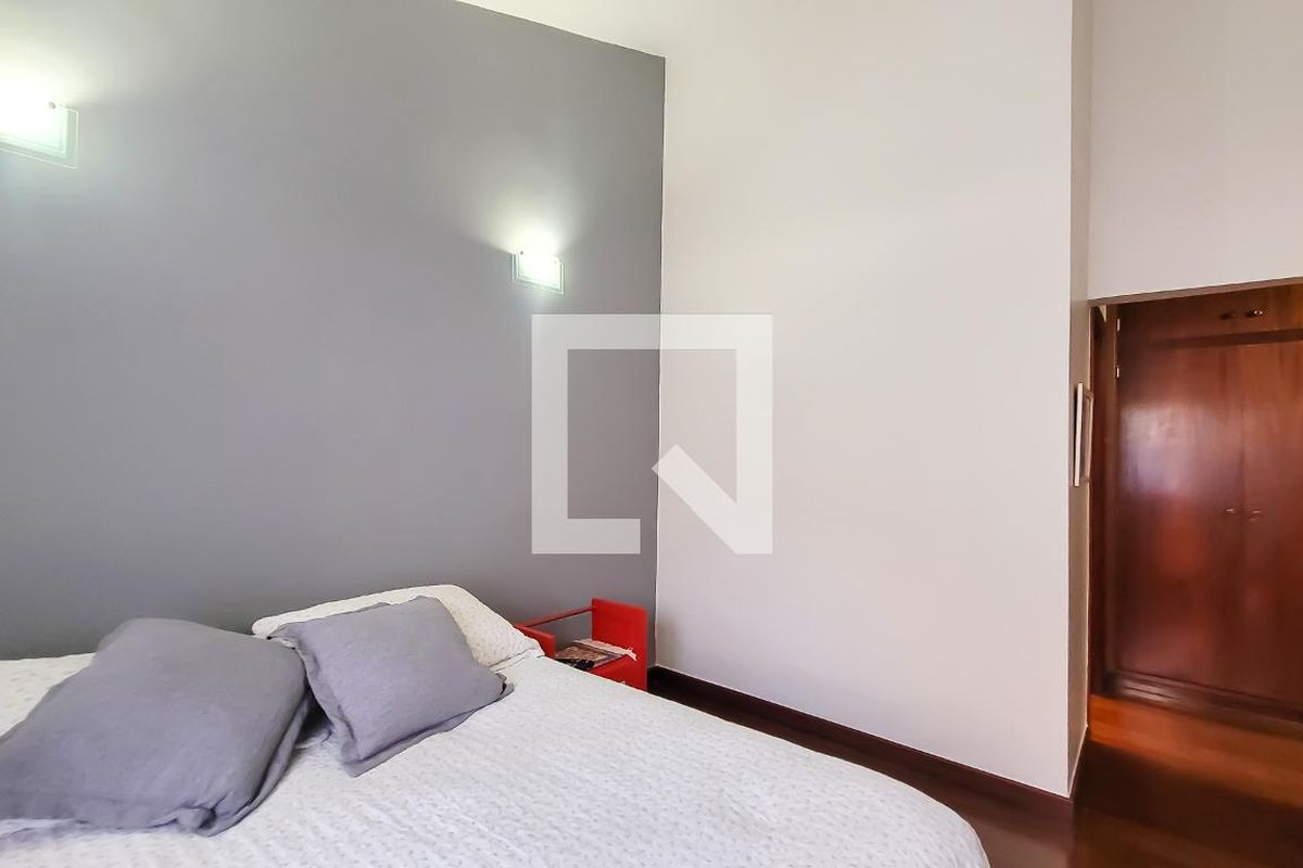 Casa à Venda - Mansões Santo Antônio, 4 Quartos,  350 m2 em , Campinas - sp | SoloBR