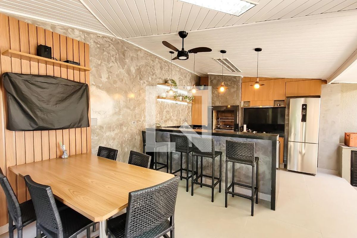 Casa à Venda - Mansões Santo Antônio, 4 Quartos,  350 m2 em , Campinas - sp | SoloBR