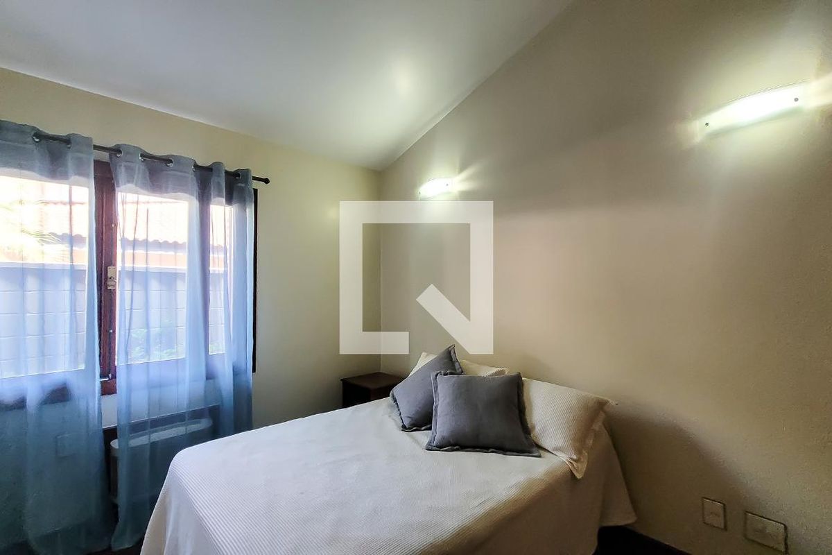 Casa à Venda - Mansões Santo Antônio, 4 Quartos,  350 m2 em , Campinas - sp | SoloBR