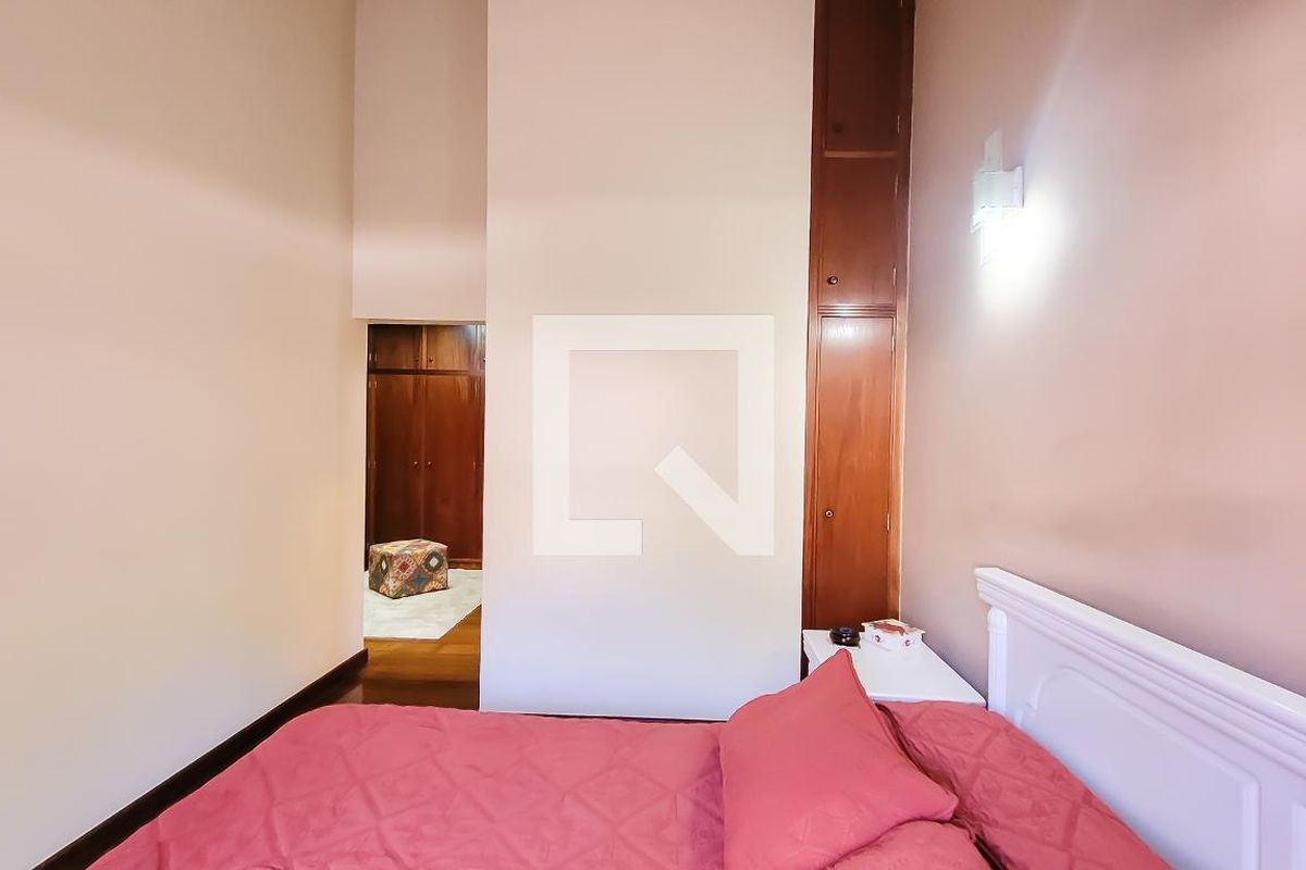 Casa à Venda - Mansões Santo Antônio, 4 Quartos,  350 m2 em , Campinas - sp | SoloBR