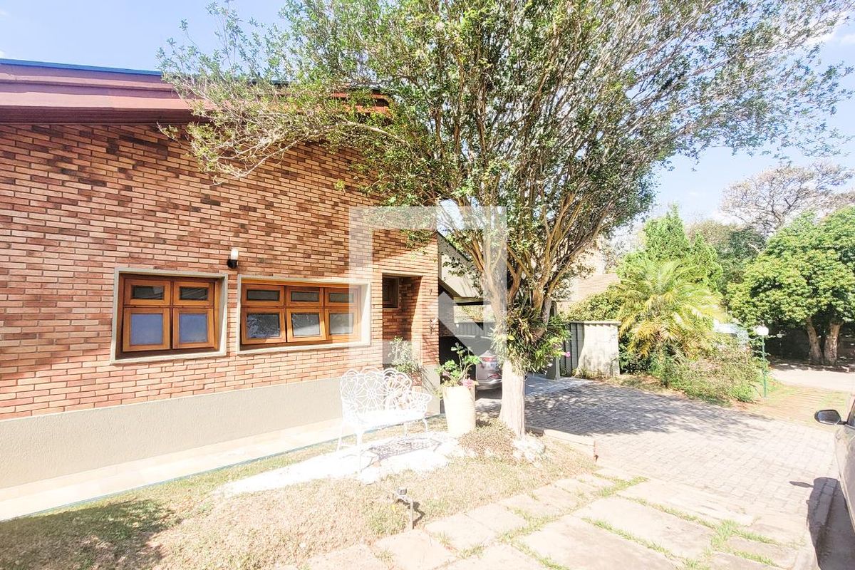 Casa à Venda - Mansões Santo Antônio, 4 Quartos,  350 m2 em , Campinas - sp | SoloBR